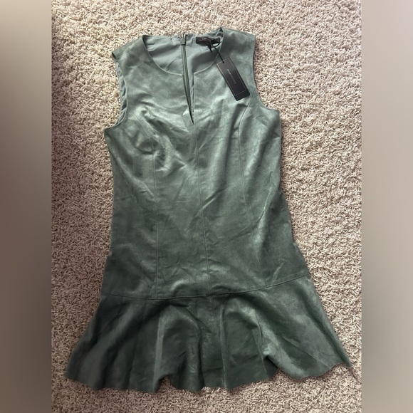NWT BCBGMaxAzria Women’s Small Green Dress - Picture 2 of 5